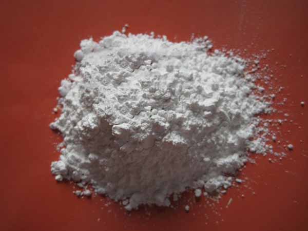 板狀剛玉細粉